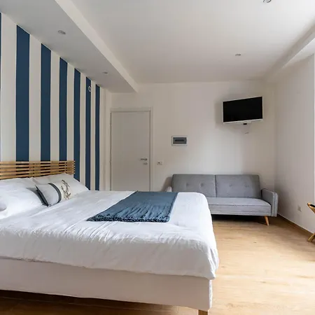 Chic Retreat - View - Self Checkin Pensjonat 3*