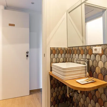 Chic Retreat - View - Self Checkin