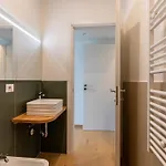 Chic Retreat - View - Self Checkin Гостевой дом Комо