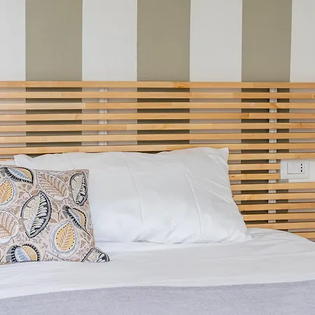 Chic Retreat - View - Self Checkin Como