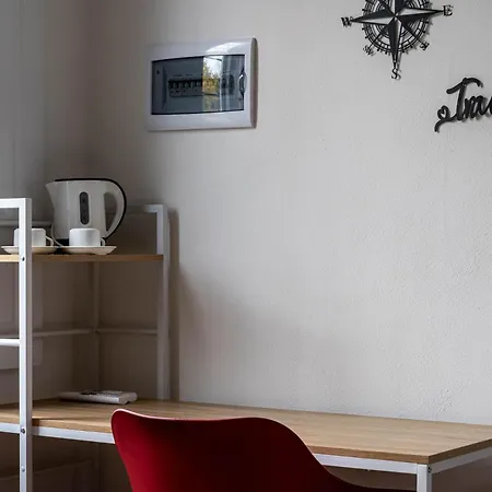 Chic Retreat - View - Self Checkin 3* Como