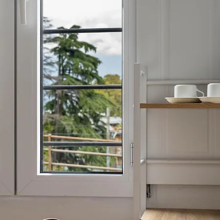 Chic Retreat - View - Self Checkin 3*