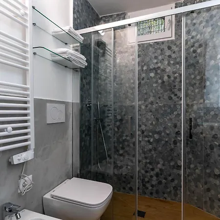 Chic Retreat - View - Self Checkin 3*