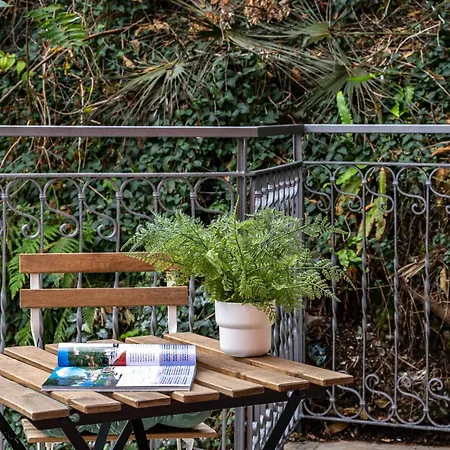 Chic Retreat - View - Self Checkin 3*