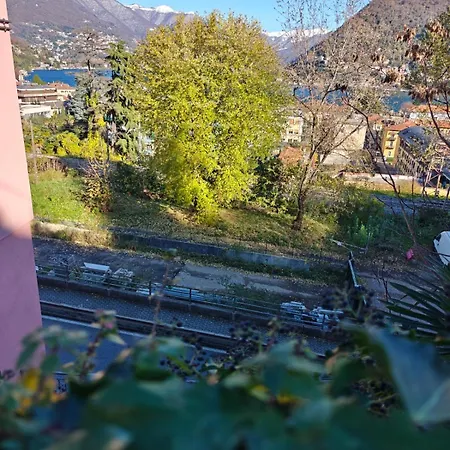 Chic Retreat - View - Self Checkin 3* Como