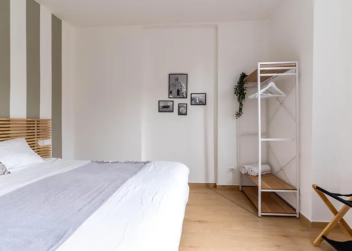 Chic Retreat - View - Self Checkin