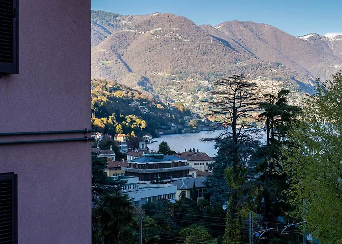 Chic Retreat - View - Self Checkin Гостевой дом