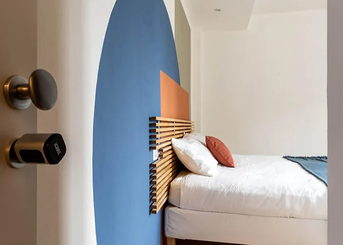 Chic Retreat - View - Self Checkin 3*