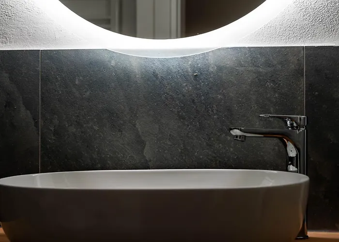 Chic Retreat - View - Self Checkin Penzion