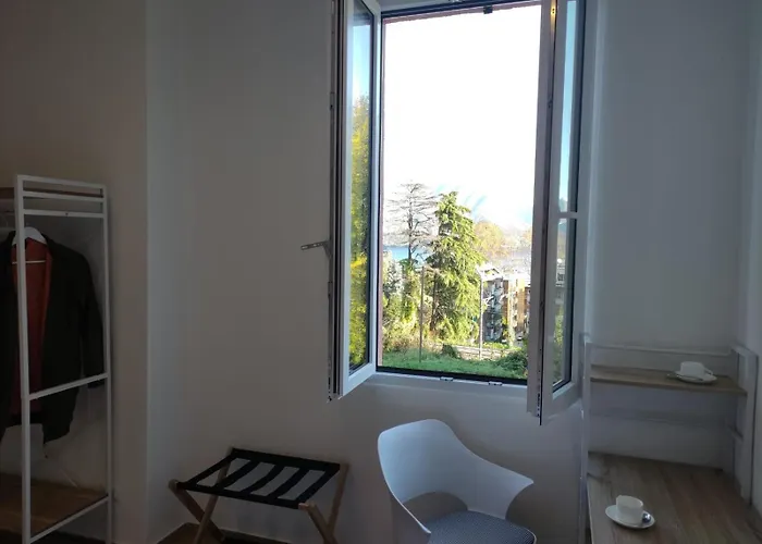 Chic Retreat - View - Self Checkin Penzion 3*