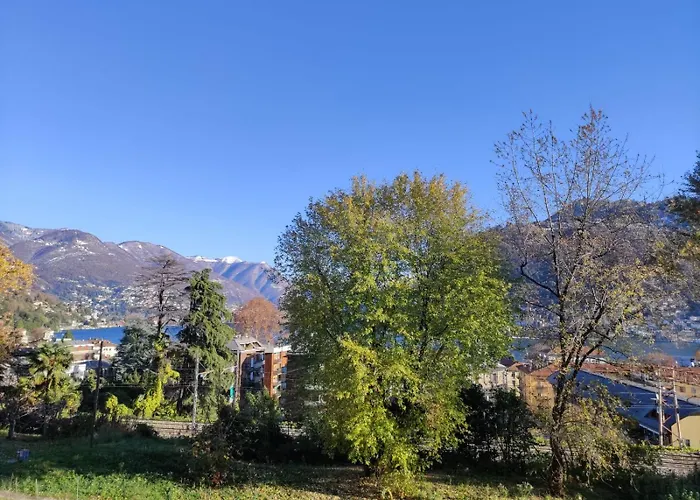 Chic Retreat - View - Self Checkin 3* Como